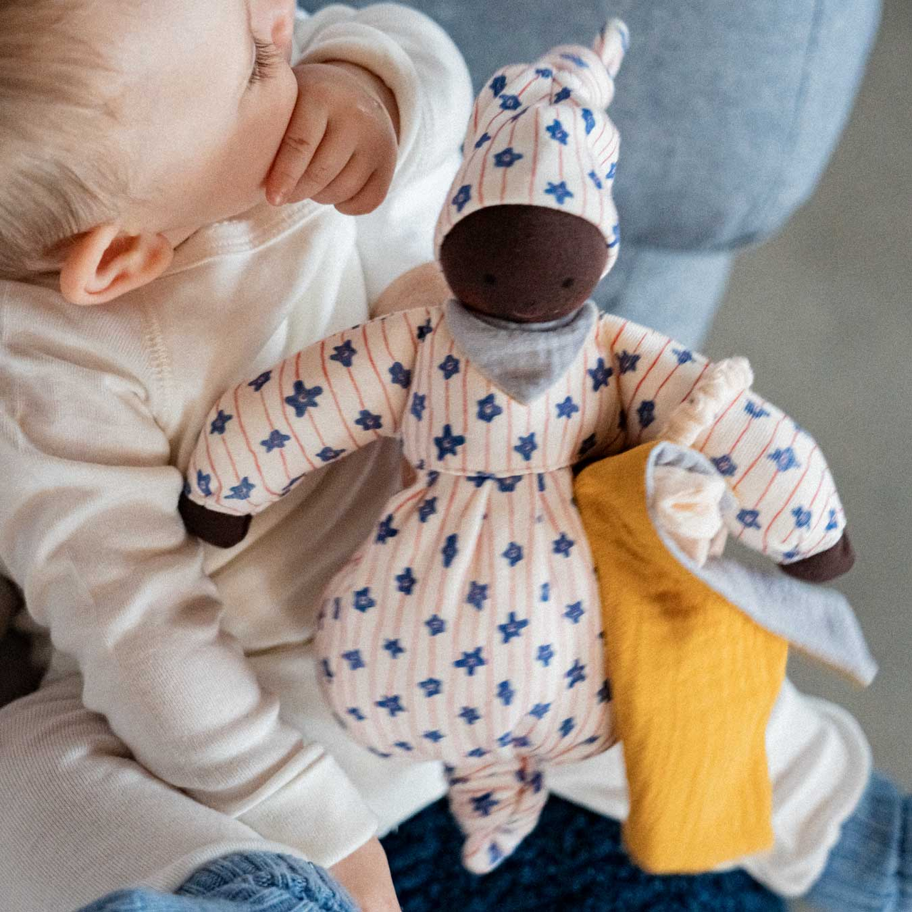 Stoffpuppe – Blumenfreude