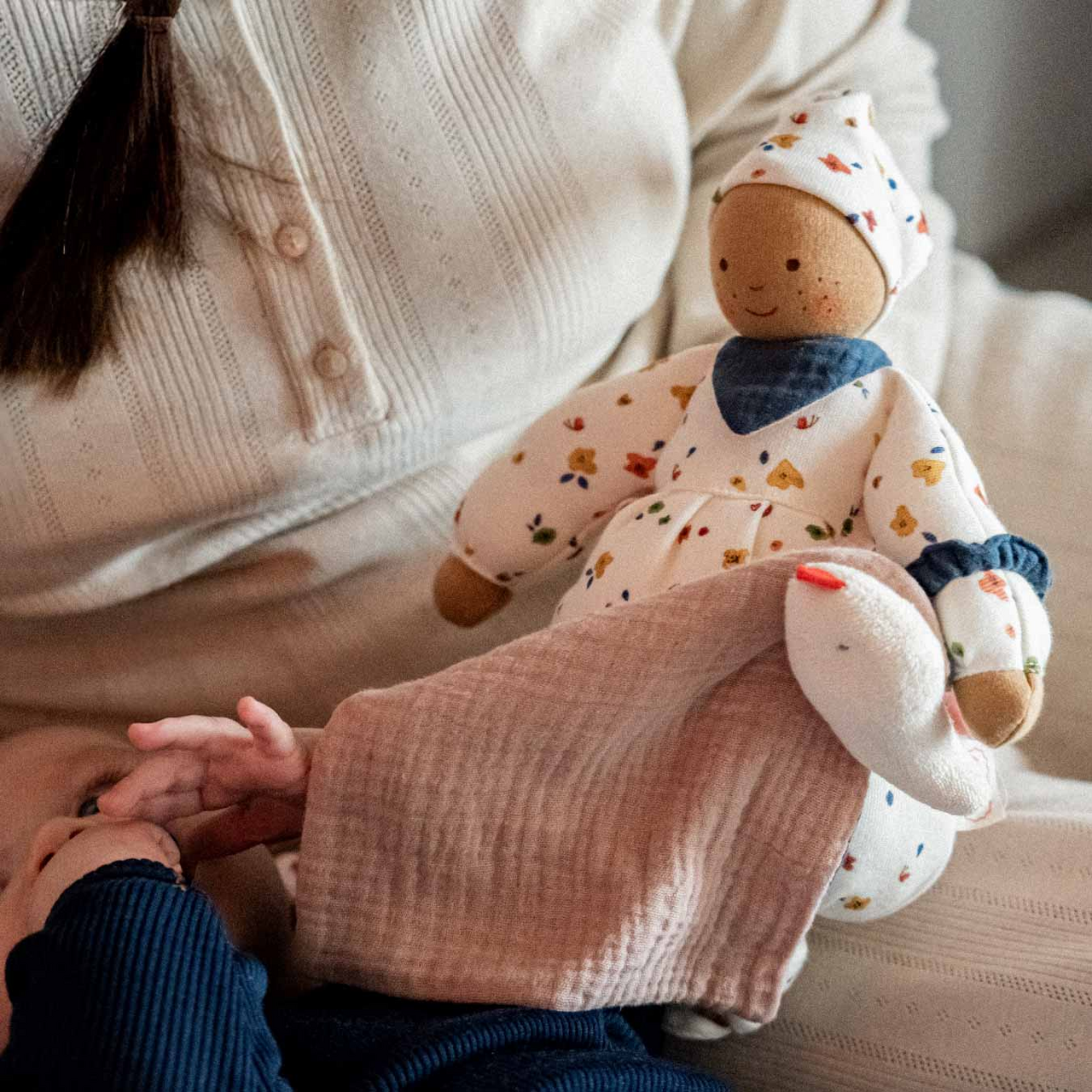 Stoffpuppe – Waldkind Stoffpuppe – Waldkind